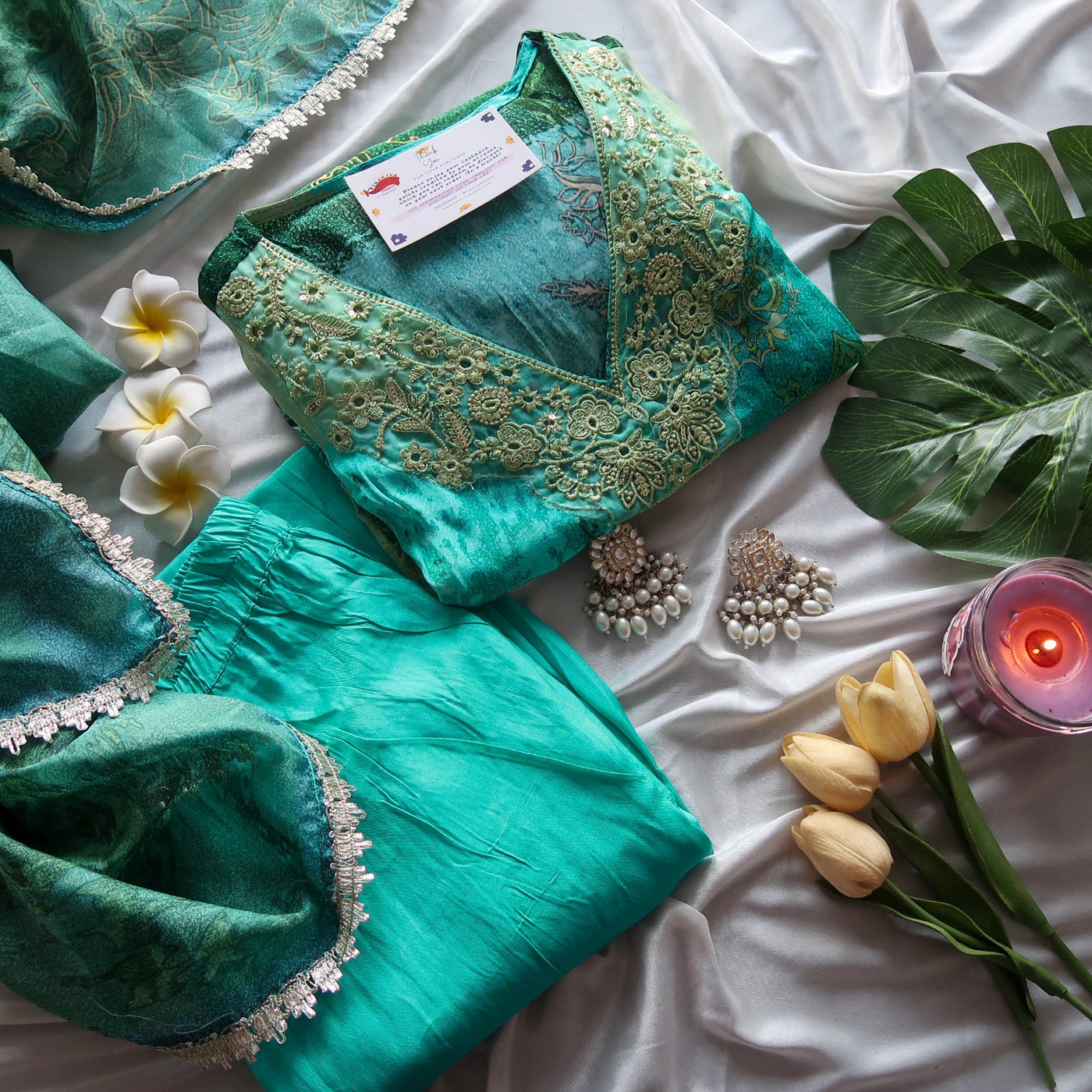 Mayuri Farsi Suit Set