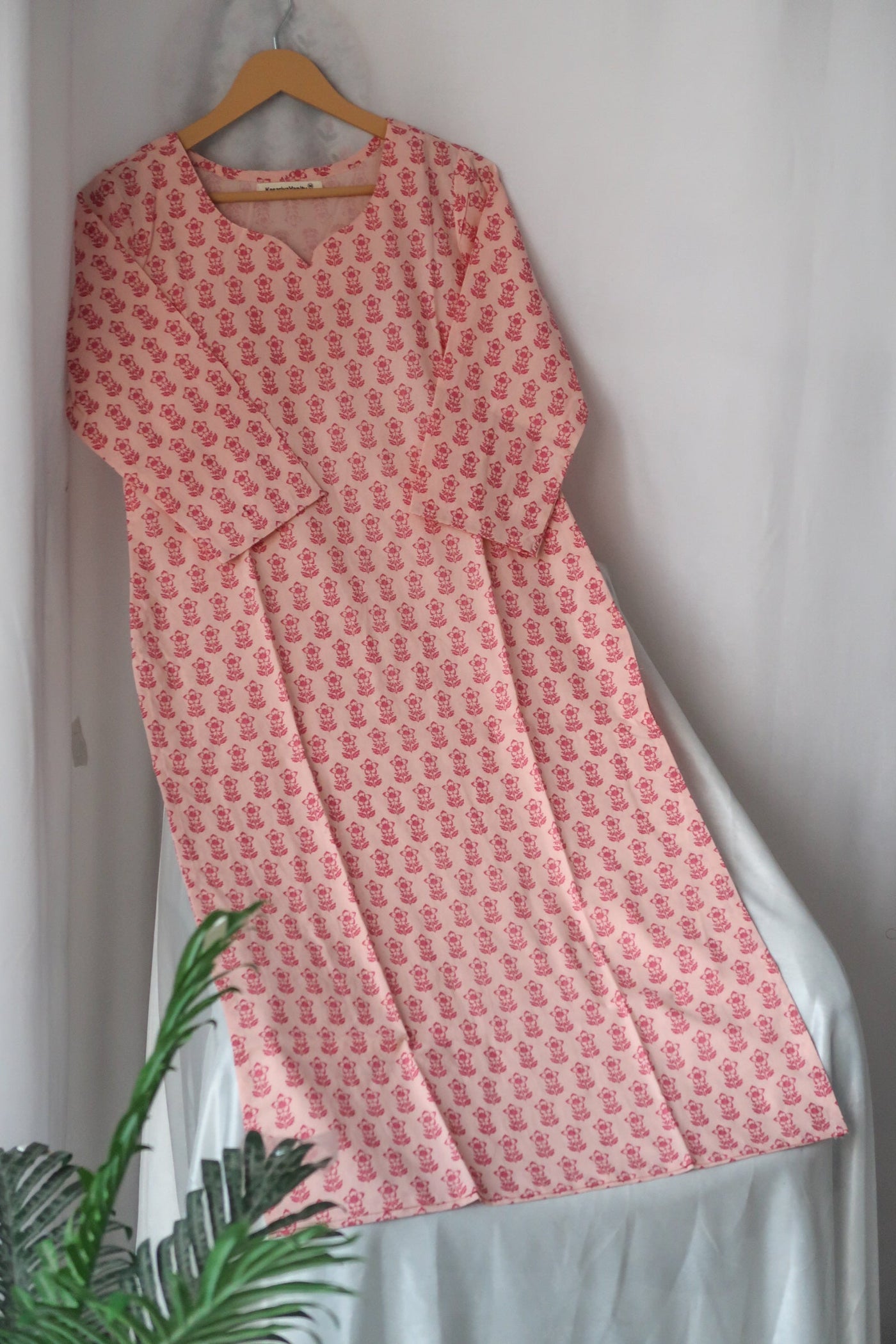 Peach Floral Sweetheart Kurta - Daily Essential