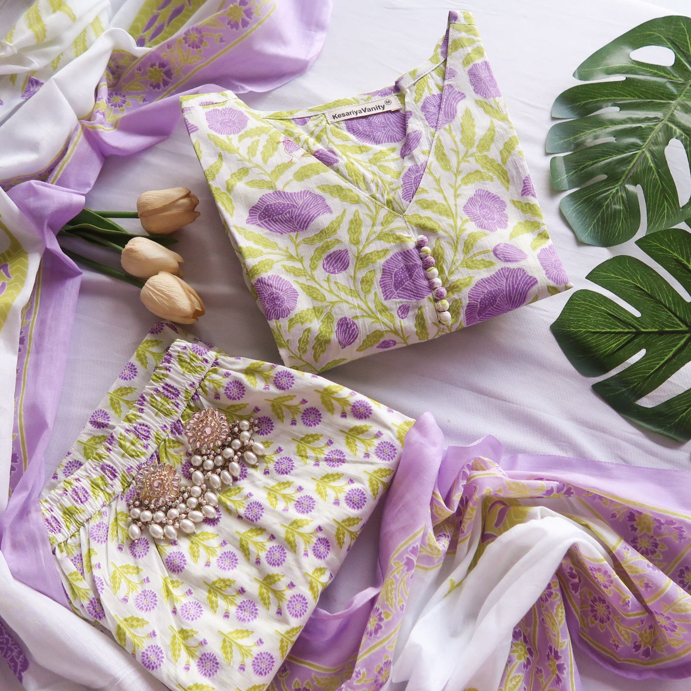 Drizzle & Daydreams Suit - Neer 1.0