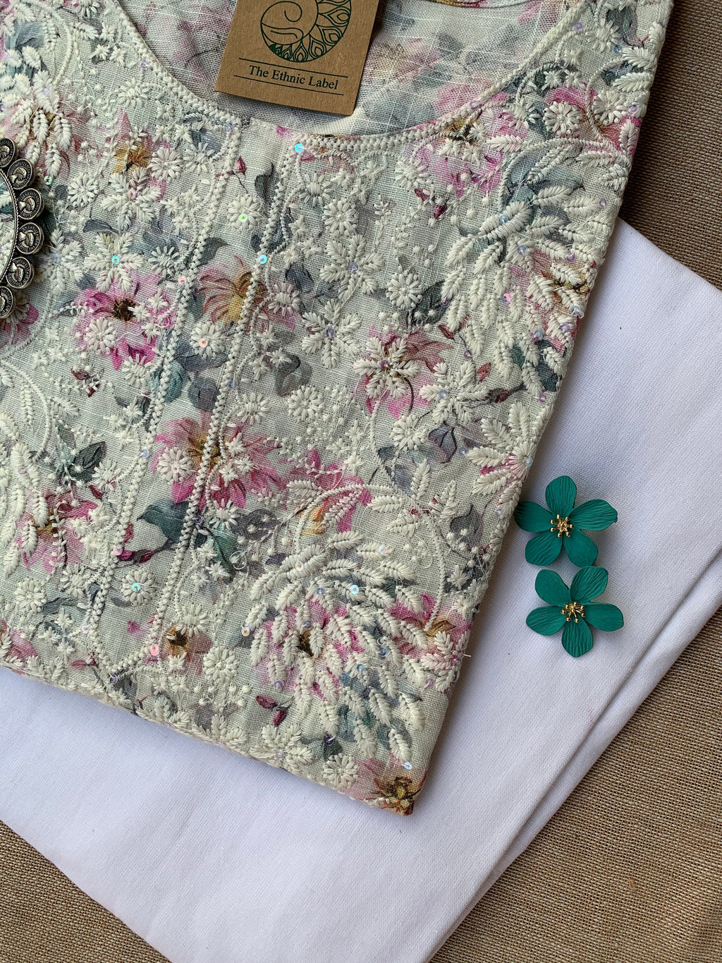 "Aaloka" Chikankari Kurta with Pants (2pc) - Big Size