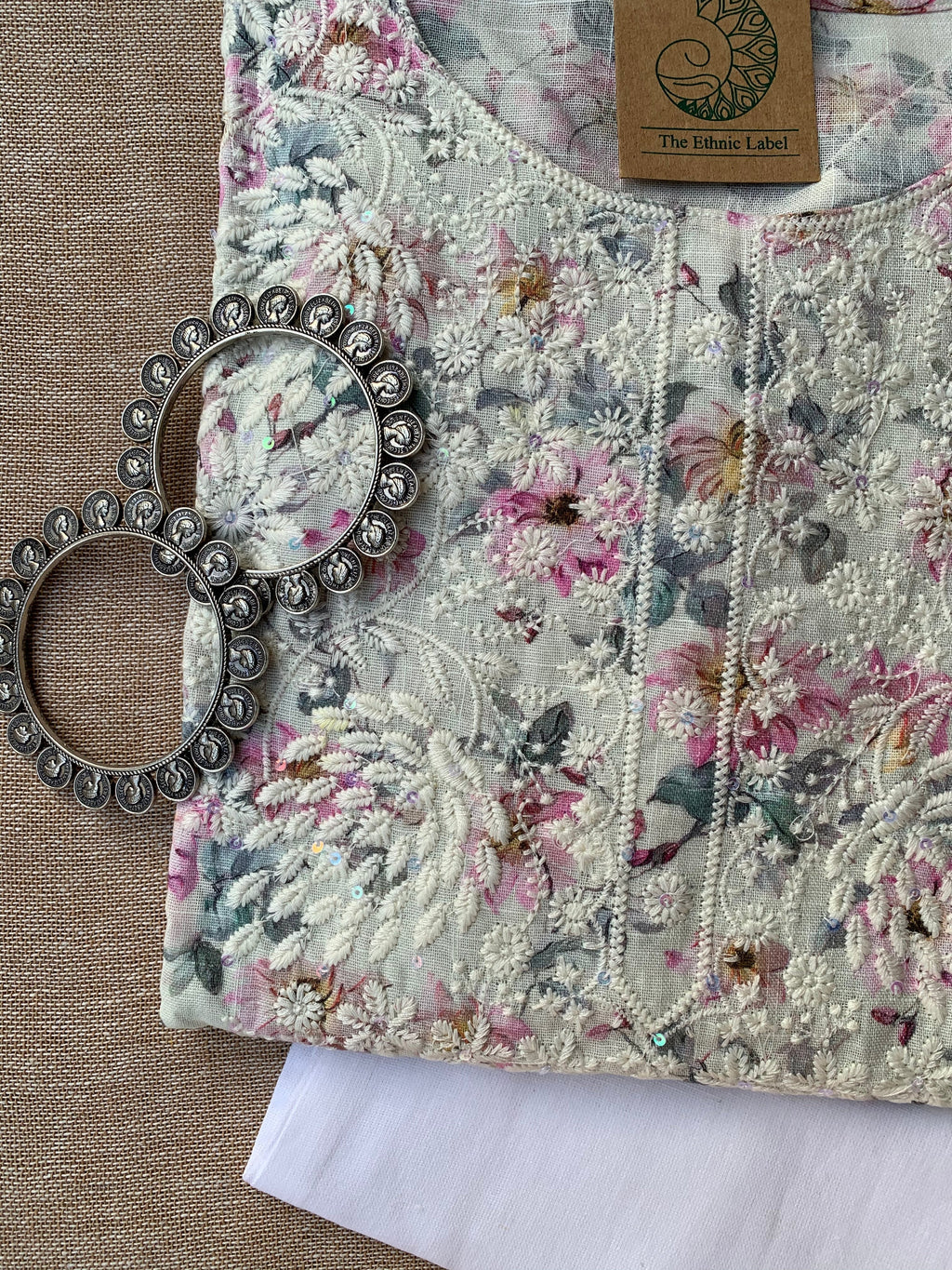 "Aaloka" Chikankari Kurta with Pants (2pc) - Big Size