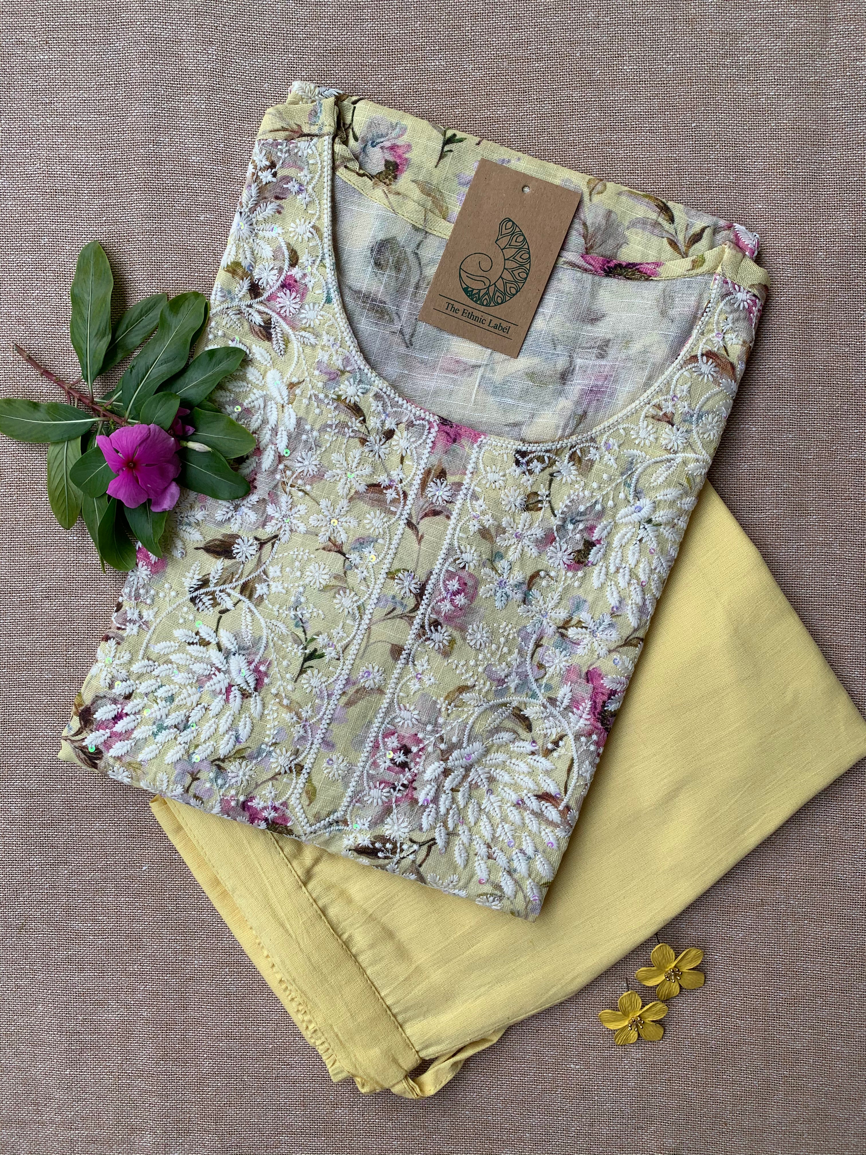 "Hira" Chikankari Kurta with Pants (2pc)